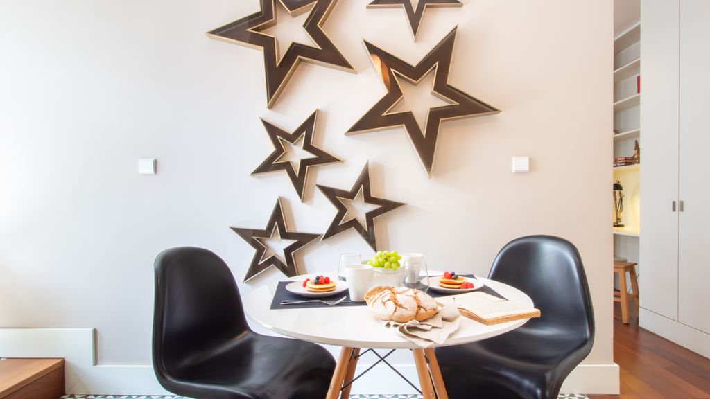 Cardosas Bright Studio by LovelyStay