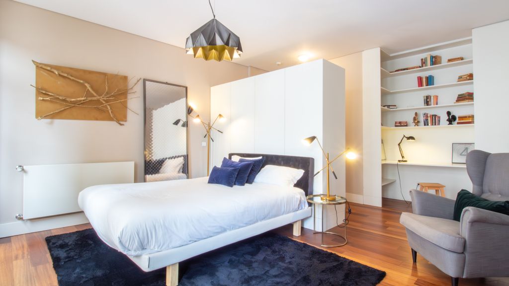 Cardosas Bright Studio by LovelyStay
