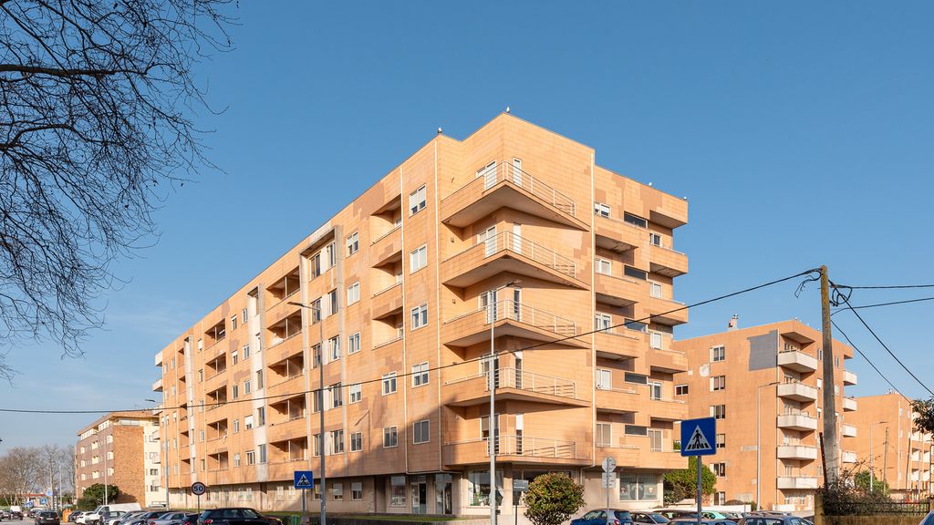 Wonderful 3BR Apartment in Canidelo by LovelyStay