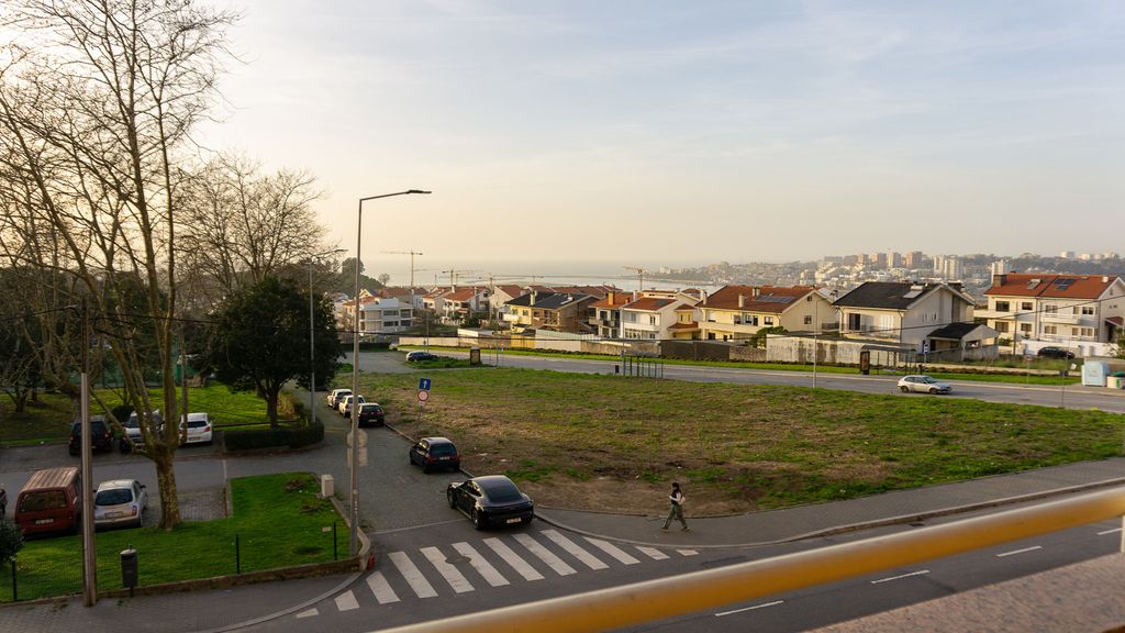 Wonderful 3BR Apartment in Canidelo by LovelyStay