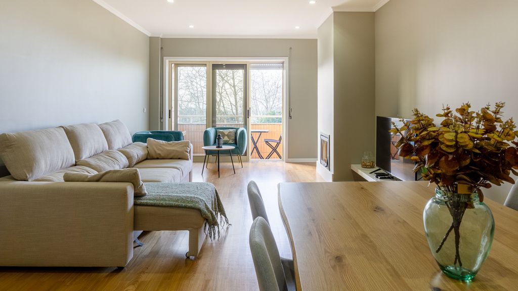 Wonderful 3BR Apartment in Canidelo by LovelyStay