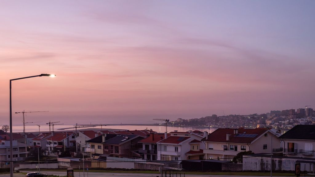 Wonderful 3BR Apartment in Canidelo by LovelyStay