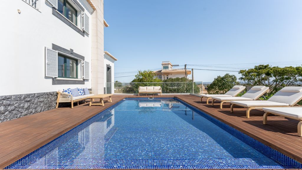 Villa Maya Luxurious House With Pool by LovelyStay