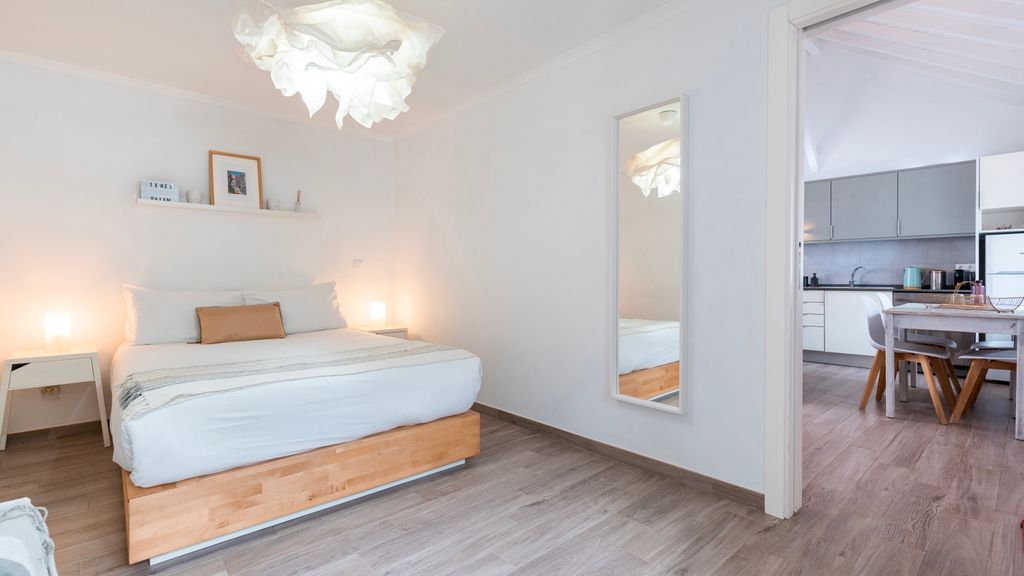 Cozy Retreat w/ Patio Near Sintra by LovelyStay