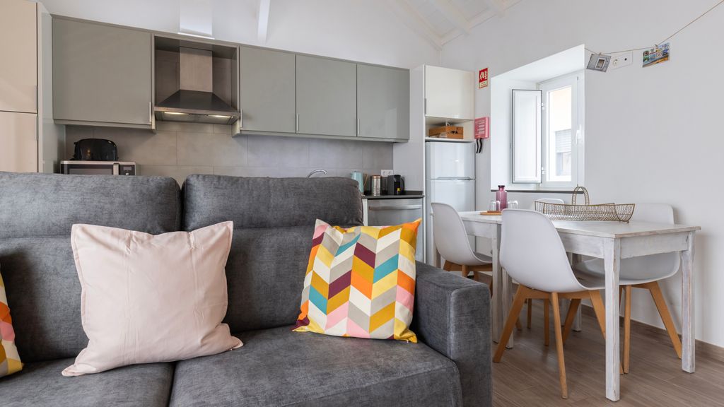 Cozy Retreat w/ Patio Near Sintra by LovelyStay