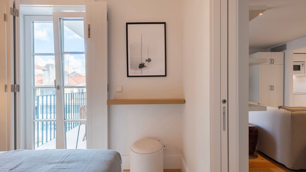 Downtown Cozy 1BDR Apartment by LovelyStay