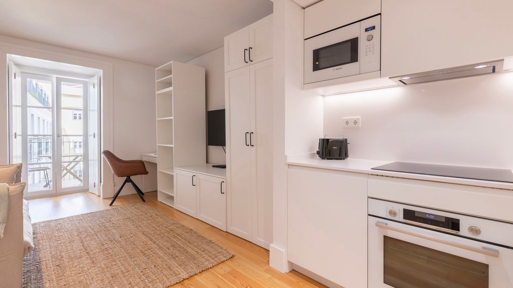 Downtown Cozy 1BDR Apartment by LovelyStay