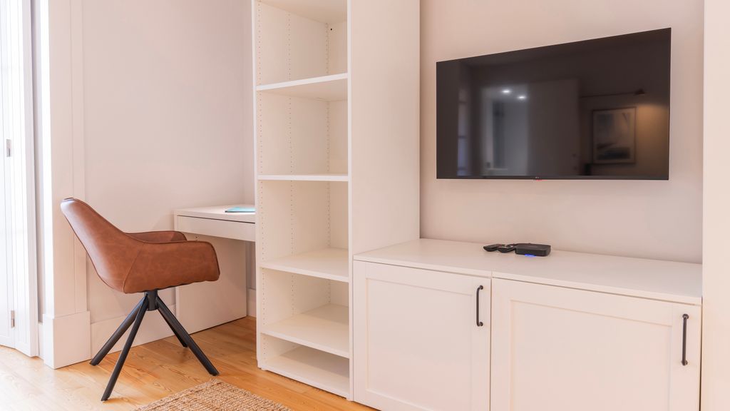 Downtown Cozy 1BDR Apartment by LovelyStay