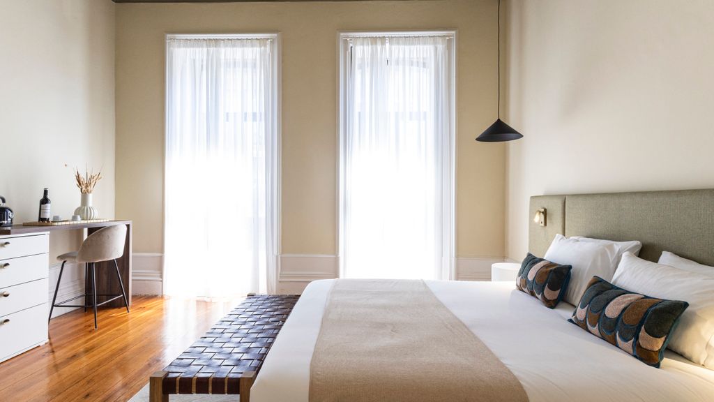 Guesthouse Bonjardim - 101 by LovelyStay