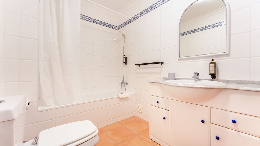 Ocean View 2 BDR Duplex With Pool by LovelyStay