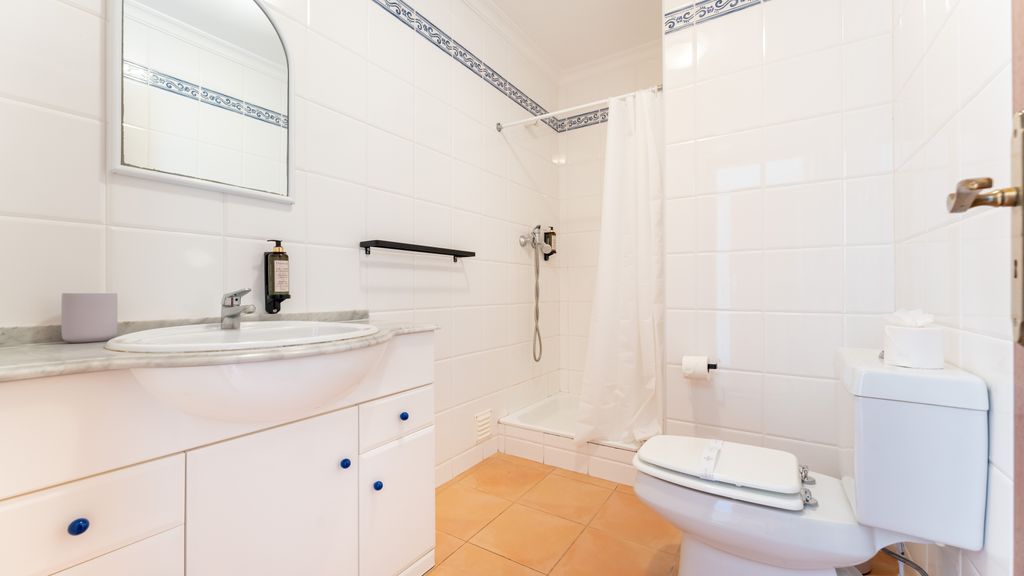 Ocean View 2 BDR Duplex With Pool by LovelyStay