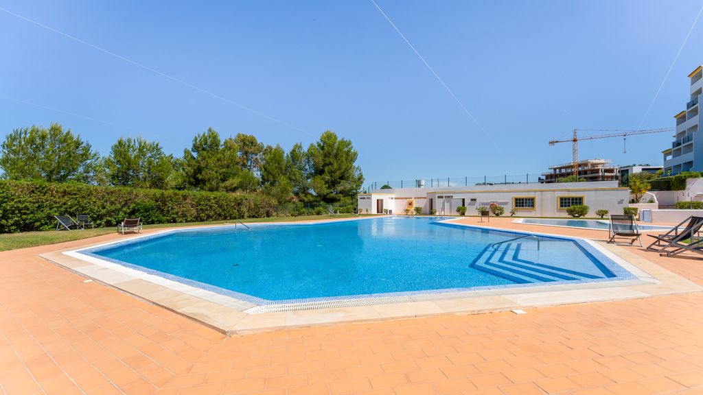 Ocean View 2 BDR Duplex With Pool by LovelyStay