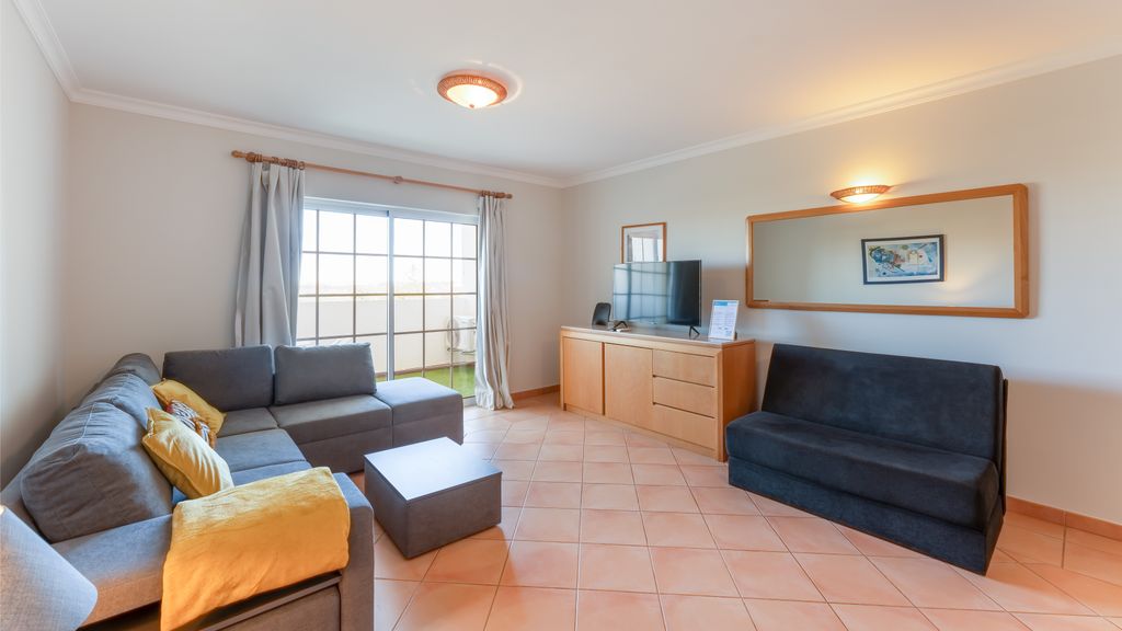 Ocean View 2 BDR Duplex With Pool by LovelyStay