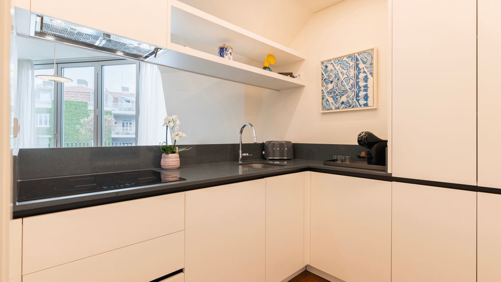 Spacious 2BR With Balcony by LovelyStay