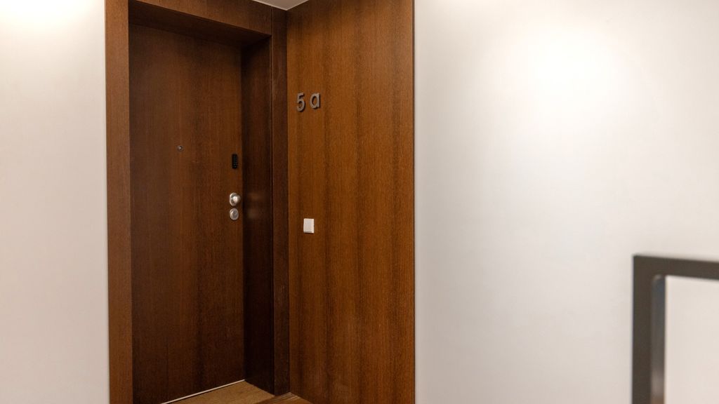 Spacious 2BR With Balcony by LovelyStay