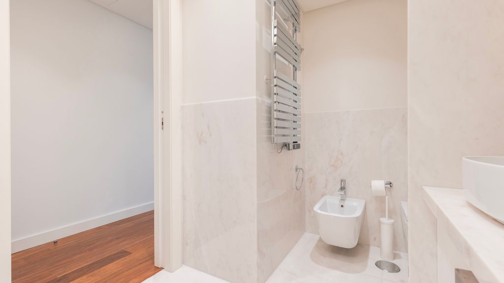 Spacious 2BR With Balcony by LovelyStay