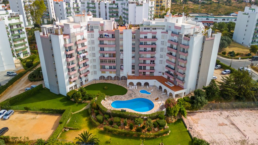 Comfy 3 BDR Flat W/ Pool & Balcony by LovelyStay
