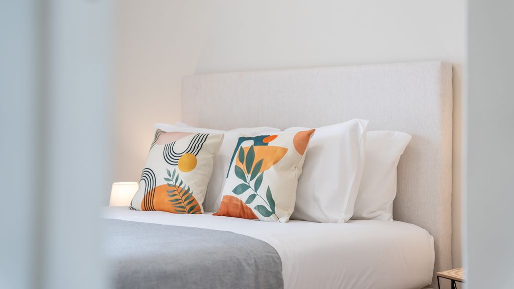 Comfy 3 BDR Flat W/ Pool & Balcony by LovelyStay