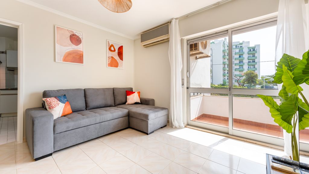 Comfy 3 BDR Flat W/ Pool & Balcony by LovelyStay
