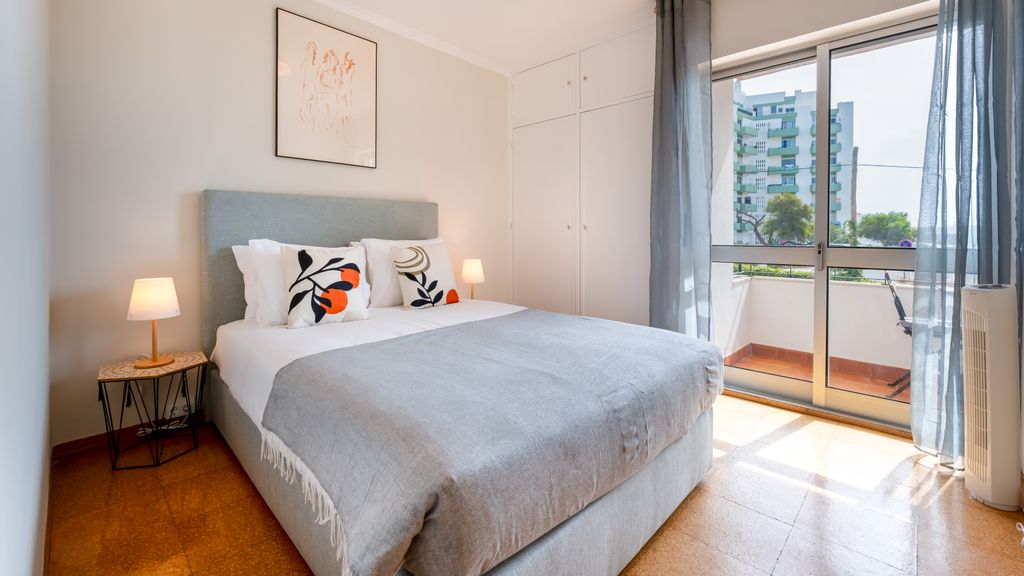 Comfy 3 BDR Flat W/ Pool & Balcony by LovelyStay