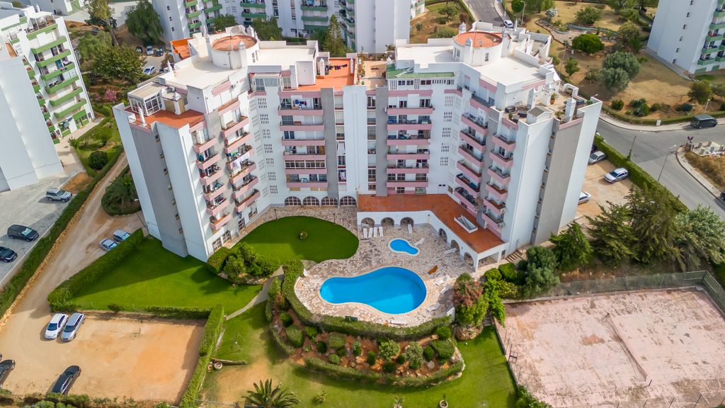 Comfy 3 BDR Flat W/ Pool & Balcony by LovelyStay
