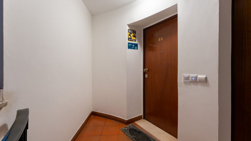 Comfy 3 BDR Flat W/ Pool & Balcony by LovelyStay