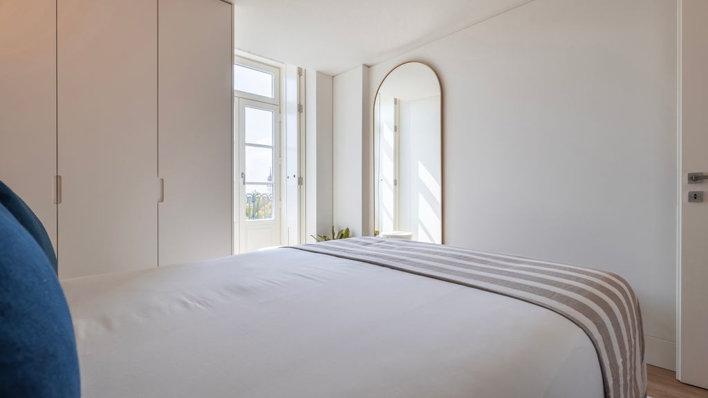 Ribeira Garden 2BDR Apartment by LovelyStay