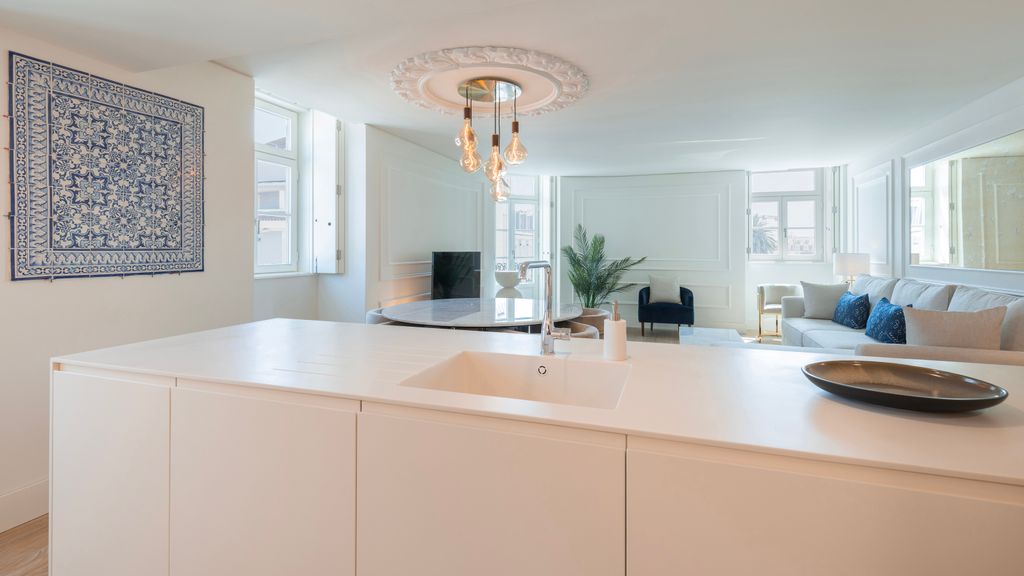 Ribeira Garden 2BDR Apartment by LovelyStay