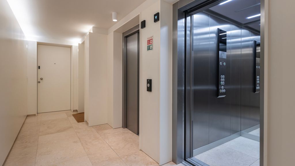 Ribeira Garden 2BDR Apartment by LovelyStay