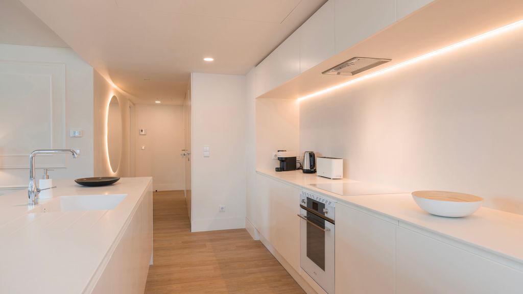 Ribeira Garden 2BDR Apartment by LovelyStay
