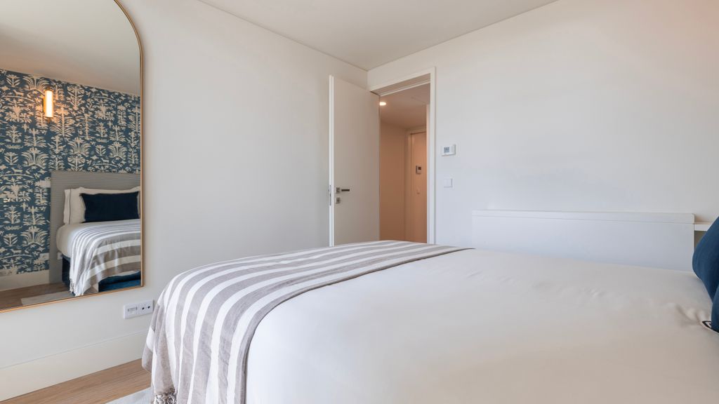 Ribeira Garden 2BDR Apartment by LovelyStay