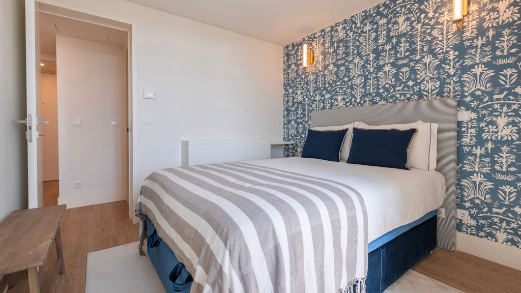 Ribeira Garden 2BDR Apartment by LovelyStay