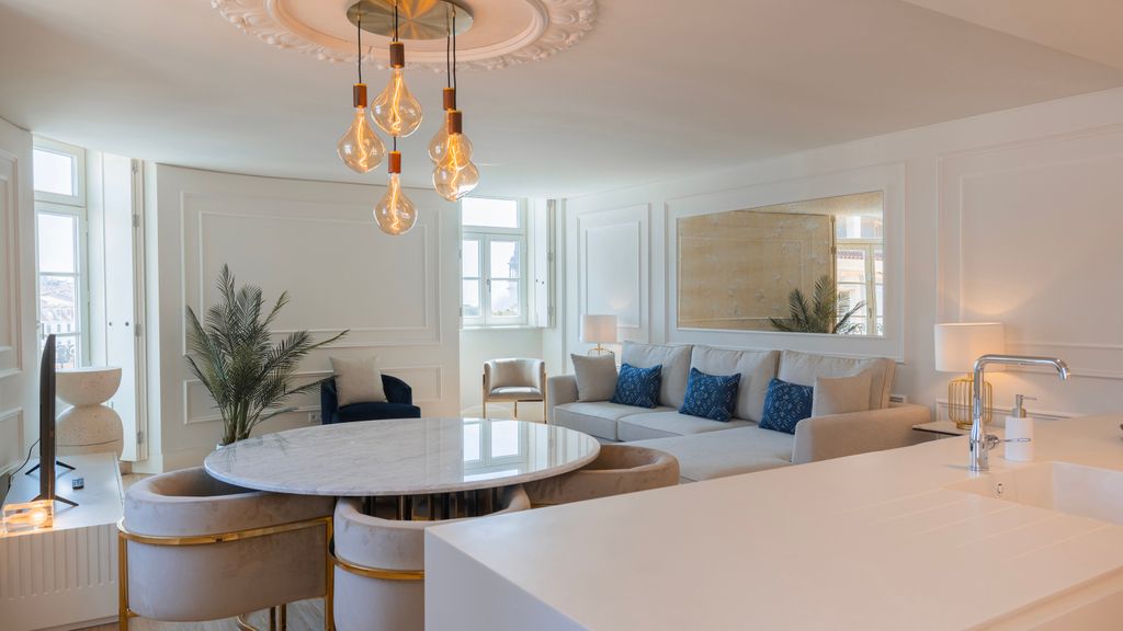 Ribeira Garden 2BDR Apartment by LovelyStay