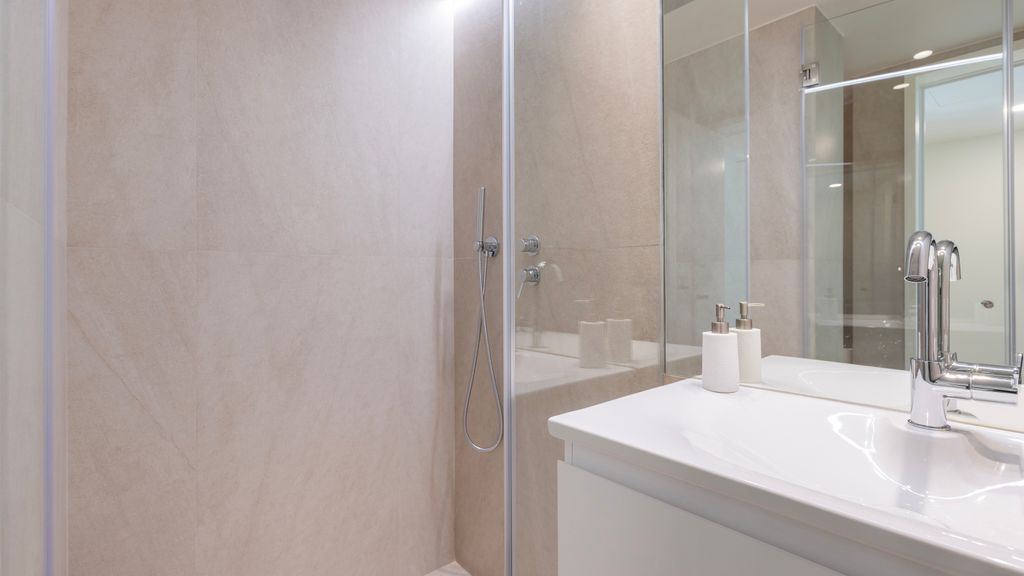 Ribeira Garden 2BDR Apartment by LovelyStay