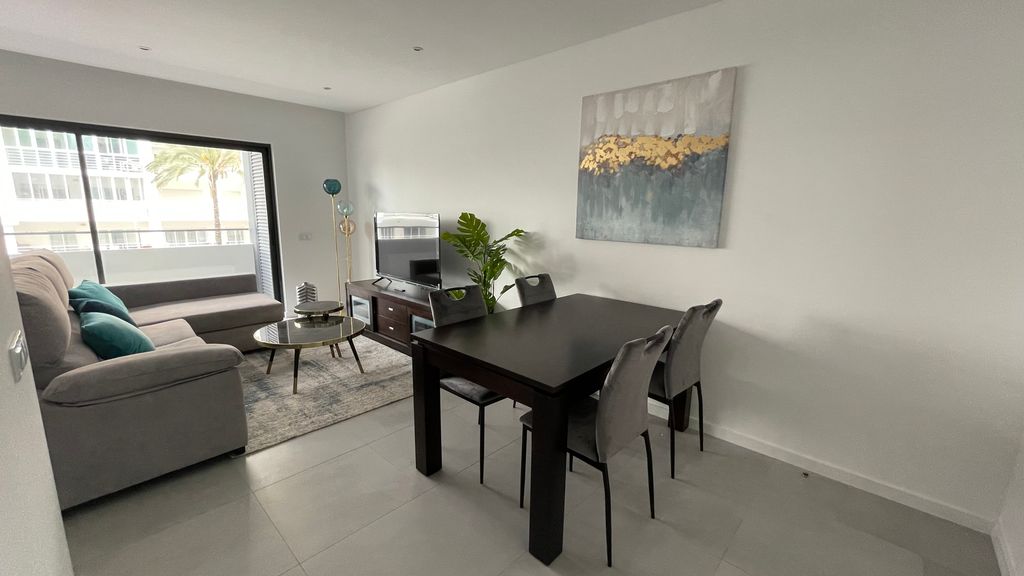 Brand New 2 BDR Apartment With Pool by LovelyStay