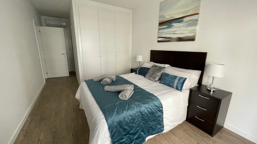 Brand New 2 BDR Apartment With Pool by LovelyStay