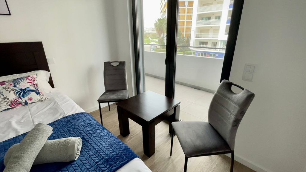 Brand New 2 BDR Apartment With Pool by LovelyStay