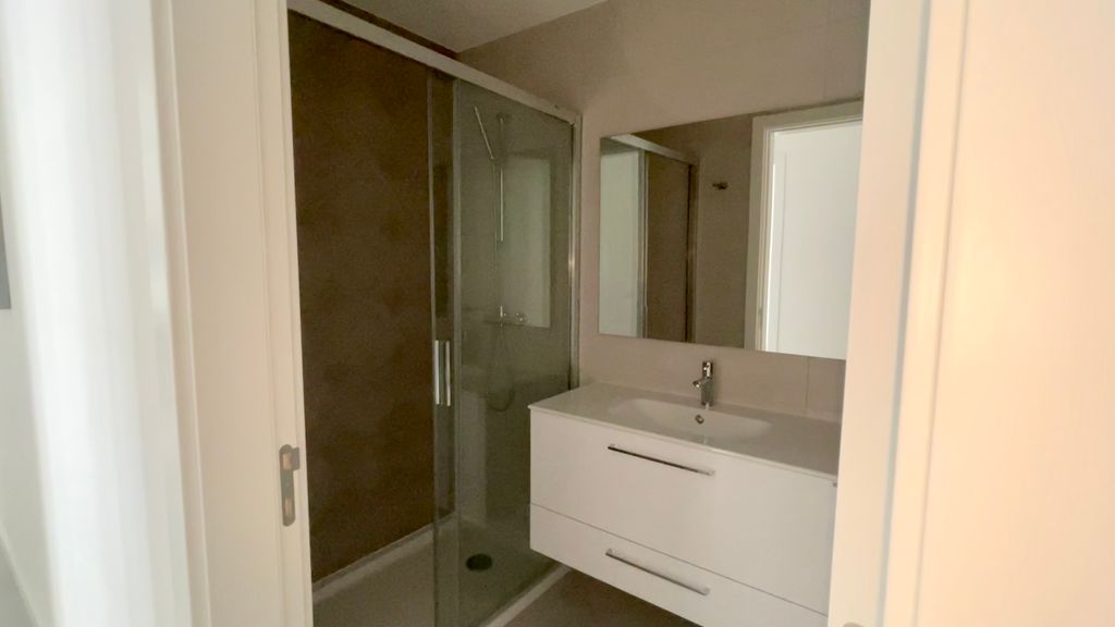Brand New 2 BDR Apartment With Pool by LovelyStay