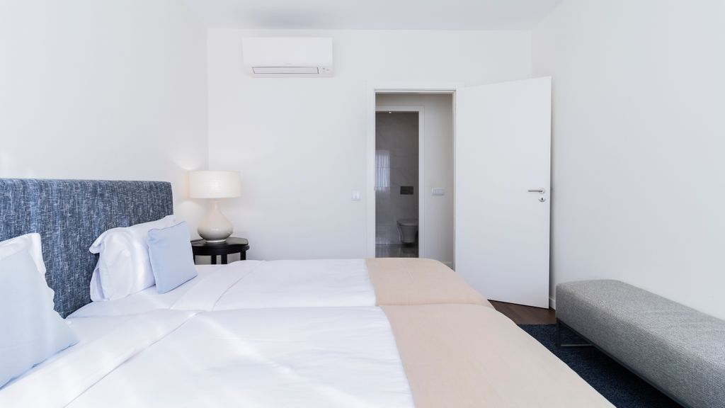 2BR Wonder in the City Center by LovelyStay