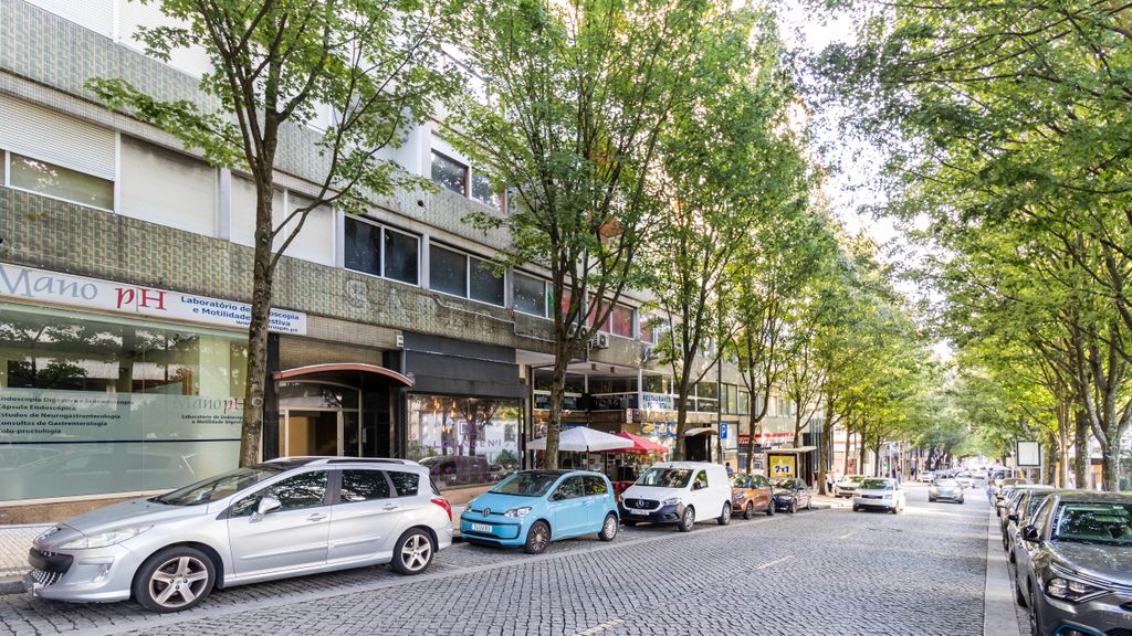 2BR Wonder in the City Center by LovelyStay