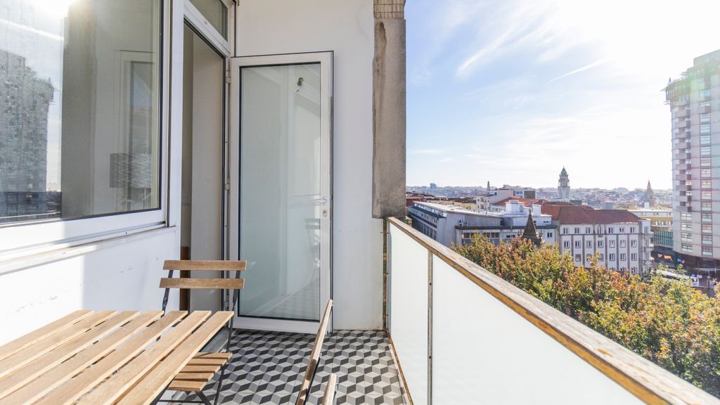2BR Wonder in the City Center by LovelyStay