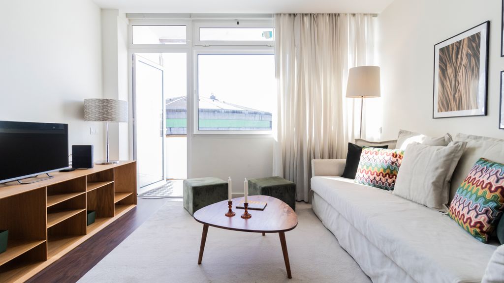2BR Wonder in the City Center by LovelyStay