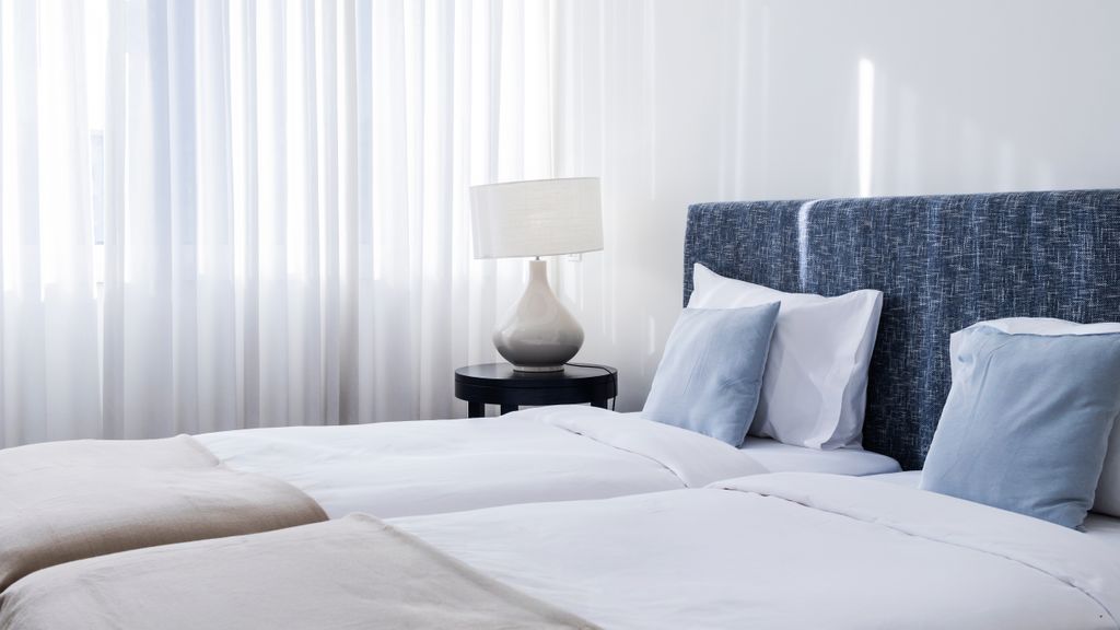 2BR Wonder in the City Center by LovelyStay