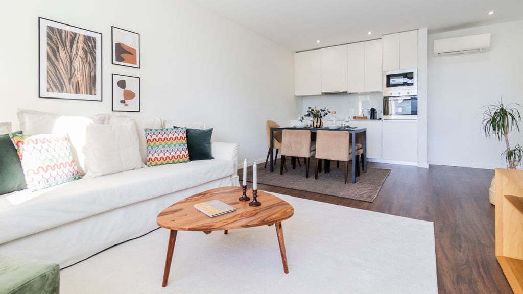2BR Wonder in the City Center by LovelyStay