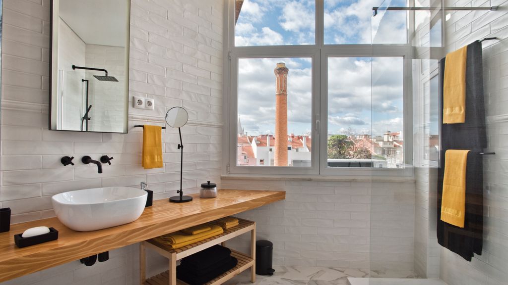 Spacious 3BR in Campo de Ourique by LovelyStay