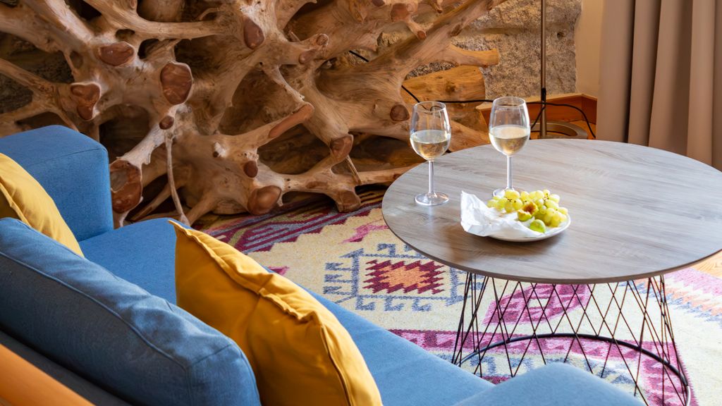 Mouzinho's Place by LovelyStay