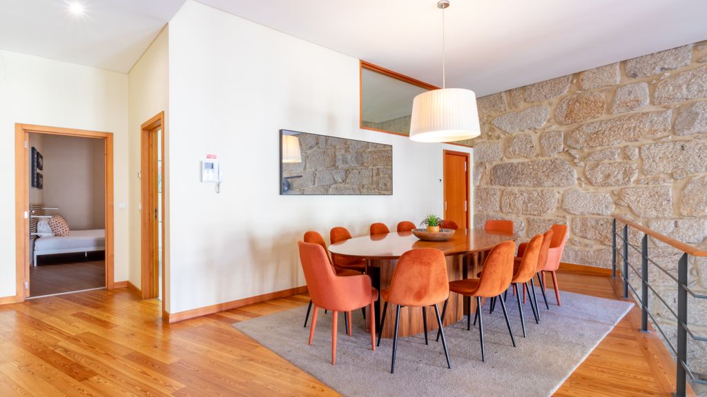 Mouzinho's Place by LovelyStay
