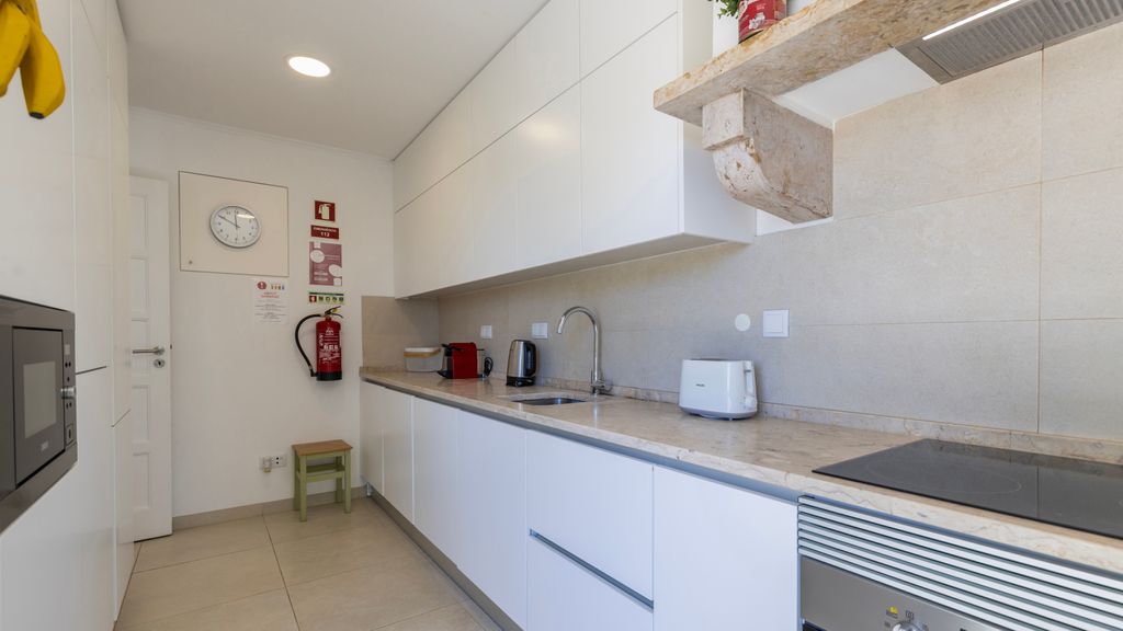 Charming Belém 3BDR Property by LovelyStay