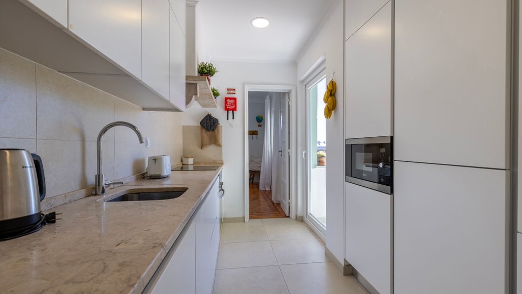 Charming Belém 3BDR Property by LovelyStay