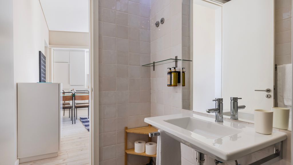 Carmo 43 | Apartment 100